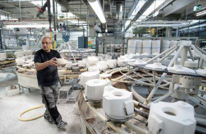 Porselen devi 100 kişiyi işten atıyor. Diğer çalışanları sıra bize de gelecek mi korkusu sardı - Resim: 3