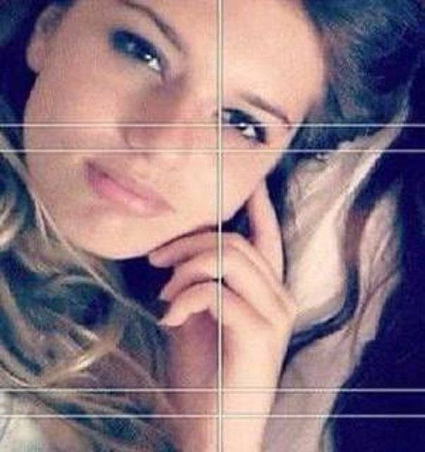 28 yaşındaki kızları Merve güzelliğiyle mest etti. Annesi Serpil Çakmaklı babası Yalçın Dümer... - Resim: 1