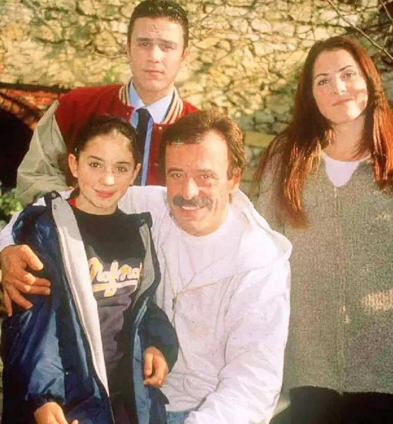 Efsane dizinin ünlü oyuncusu 81 oldu. Son haline yorum yağdı - Resim: 9