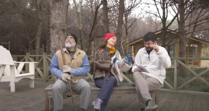 Nil Karaibrahimgil ve eşi şehri terk etti. İşte ünlü şarkıcı ve eşinin ormandaki yaşantısı ve evi - Resim: 4