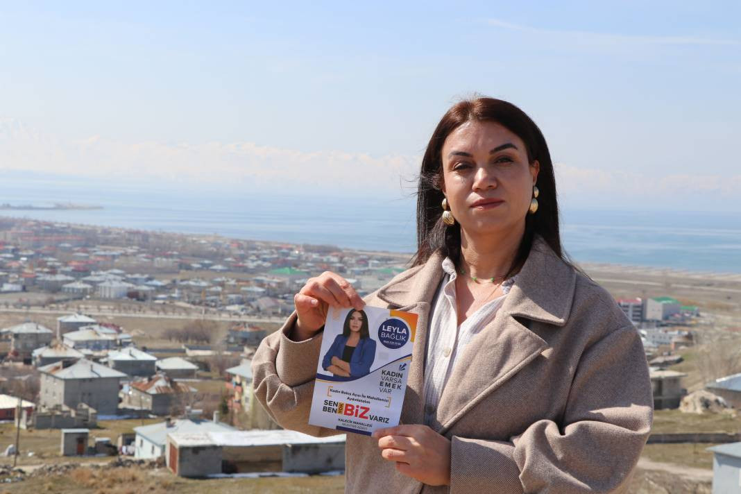 Mahallenin ilk kadın muhtar adayı 22 erkek adaya karşı yarışacak - Resim: 18