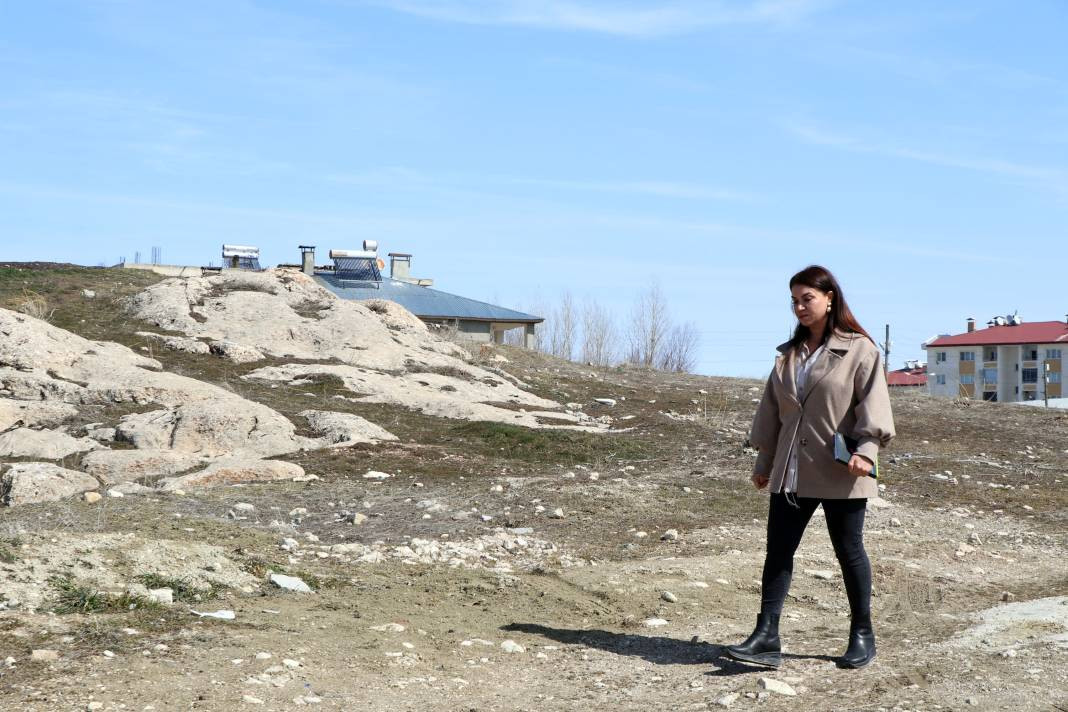 Mahallenin ilk kadın muhtar adayı 22 erkek adaya karşı yarışacak - Resim: 2