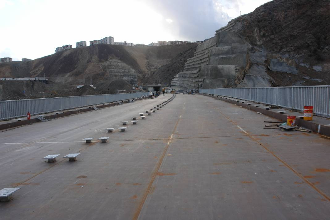 Viyadük tamamlandı iki yaka birleşti. 20 gün sonra açılıyor - Resim: 4