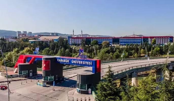 Karabük Üniversitesi'nde yabancı öğrencilere sağlık raporu şartı getirildi. Bu zamana kadar neden gerek duyulmadı? - Resim: 1