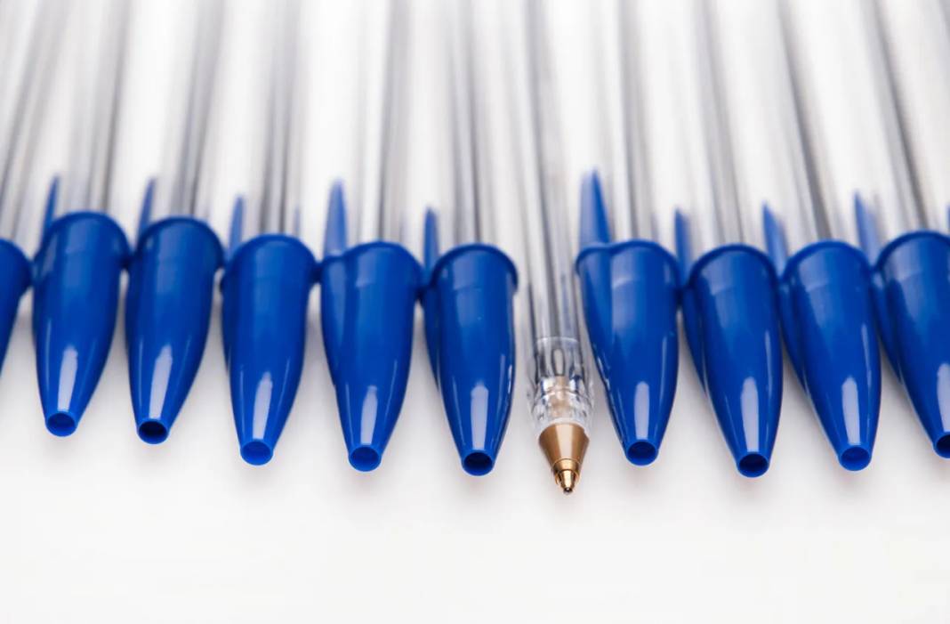 Tükenmez kalem kapağındaki delik bakın ne işe yarıyor ? Aslında hayat kurtarıyormuş.. - Resim: 6