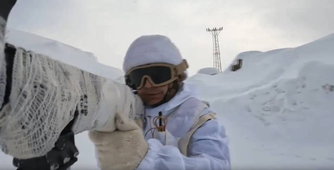 Mehmetçik'in hem karla hem de terörle mücadelesi. MSB klip yayınladı - Resim: 9