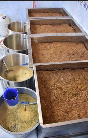 2 litresi 25 TL'den satılıyor. Kapısında kuyruk oluyorlar - Resim: 6