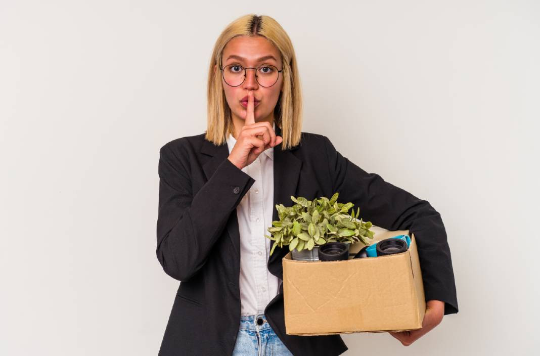 İstifa etmek isteyenler dikkat. Bu yöntemle hem ihbar süresini beklemeyeceksiniz hem de tazminat alabileceksiniz - Resim: 1