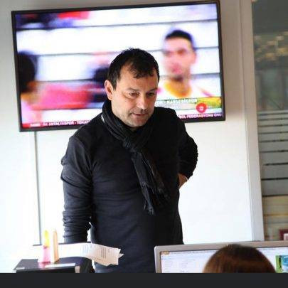 28 yaşındaki kızları Merve güzelliğiyle mest etti. Annesi Serpil Çakmaklı babası Yalçın Dümer... - Resim: 11