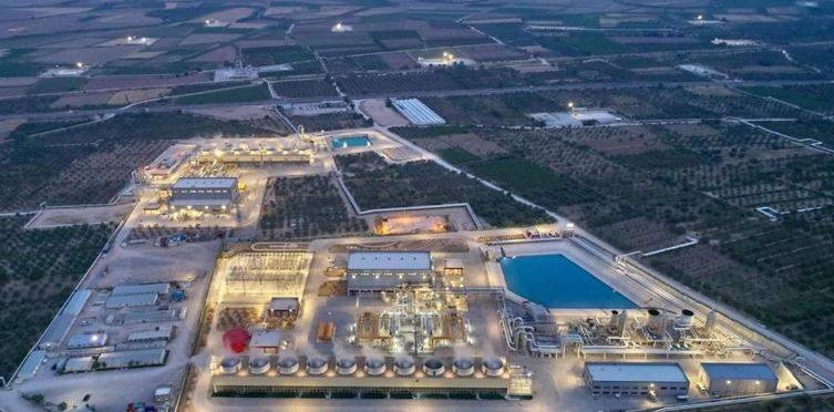 Ünlü holding tüm hisselerini 200 milyon dolara sattı - Resim: 1