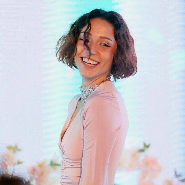 Zeynep Bastık Lan şarkısı için konuştu. 'Sindiremedik' - Resim: 5