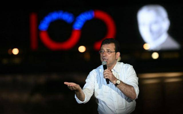 Ünlülerden Ekrem İmamoğlu ile pozlar gelince çok sinirlendi - Resim: 1