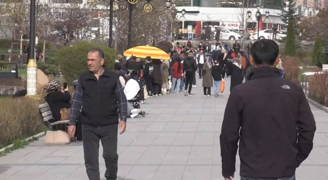 Soğuk iklimiyle bilinen Erzurum yaz gibi bir ilkbahar yaşıyor - Resim: 2