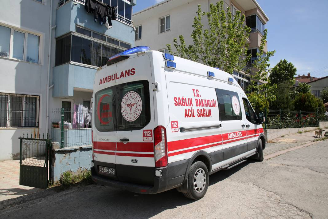 Keşan korkunç ölüm! 4'üncü katın balkonundan düştü - Resim: 2