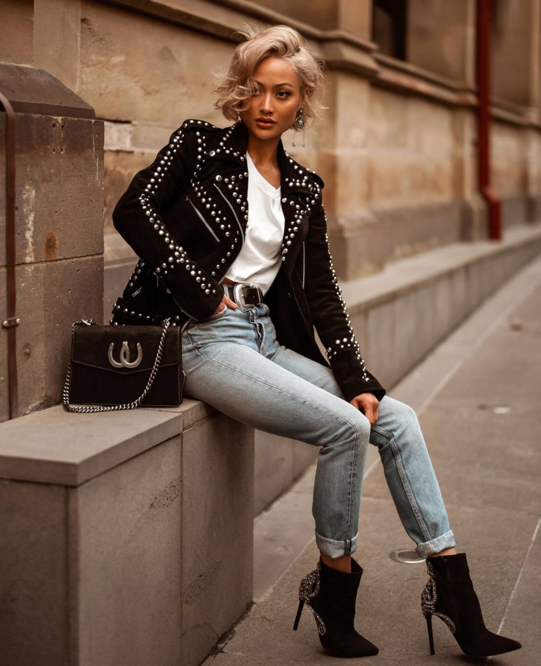 Bir kıyafete milyarlarca lira vermeden önce dikkat! Bu tüyolarla kıyafetlerinizi daha zengin gösterebilirsiniz - Resim: 1