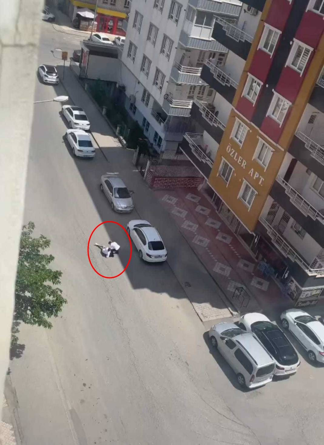 İki grup arasında alacak-verecek kavgası: 5 yaralı - Resim: 7