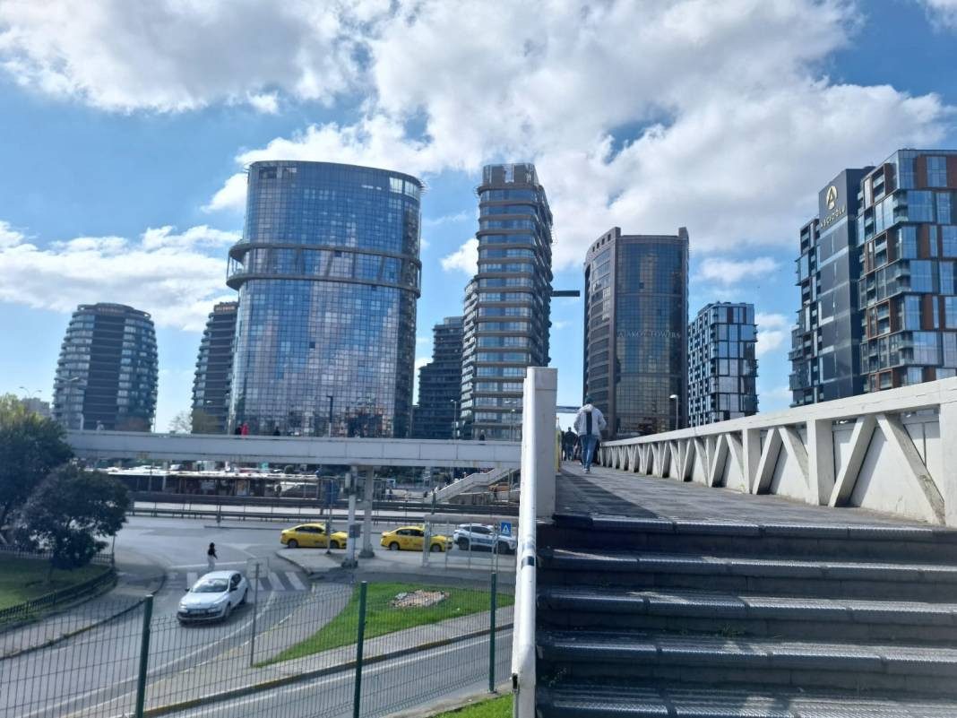 O eski halinden eser yok şimdi. Efsane durak yalnızlar rıhtımını oynuyor - Resim: 17