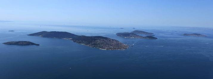 İstanbul'da yağma bu defa adalarda başladı. Vakıflar buraları ihaleye çıkardı - Resim: 12