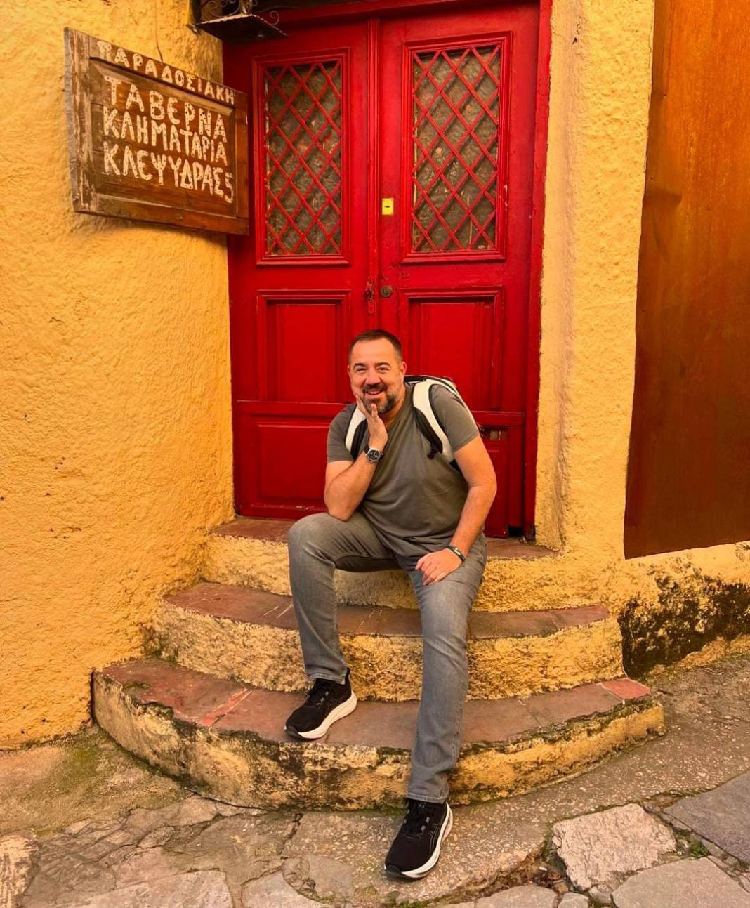 Ata Demirer kardeşi Cenk Demirer'le pozunu paylaştı. 'Çok benziyorlar' - Resim: 4