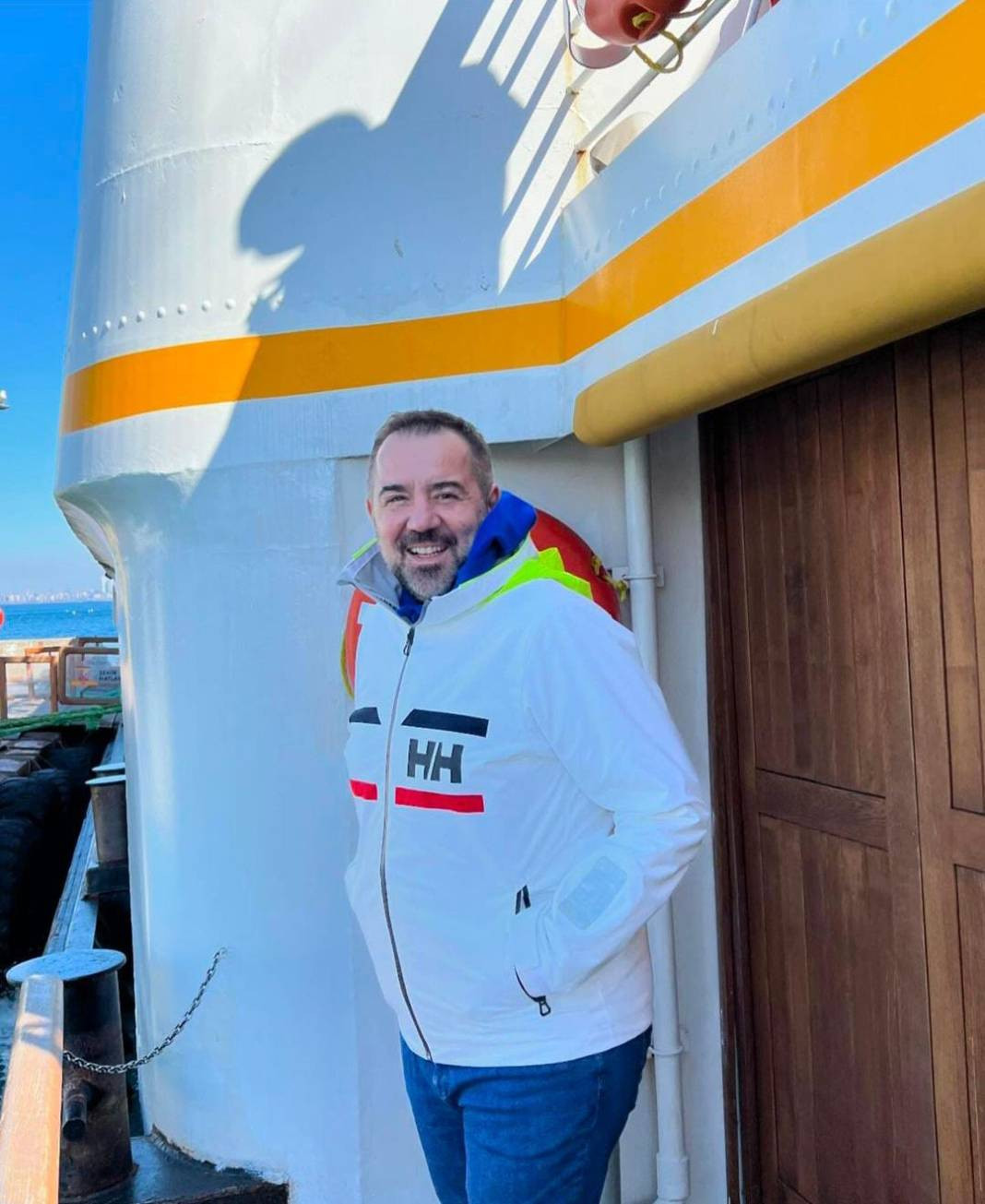 Ata Demirer kardeşi Cenk Demirer'le pozunu paylaştı. 'Çok benziyorlar' - Resim: 9