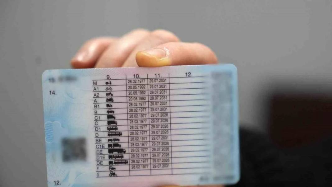 Ehliyet alma ve yenilemede yeni dönem. Ehliyetiniz elinizden alınabilir - Resim: 13