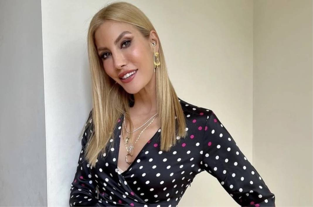 Çağla Şıkel’in lüks villası parmak ısırttı. 9 odalı saray yavrusu evi var - Resim: 5