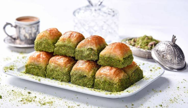 Sahte baklava nasıl anlaşılır? Bayram öncesi tatlı alırken dikkat! Tatiliniz zehir olmasın - Resim: 1