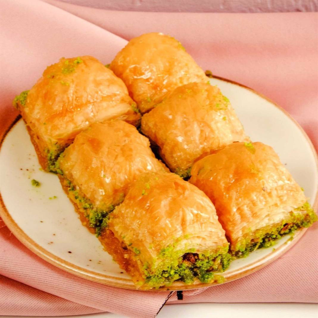 Sahte baklava nasıl anlaşılır? Bayram öncesi tatlı alırken dikkat! Tatiliniz zehir olmasın - Resim: 3