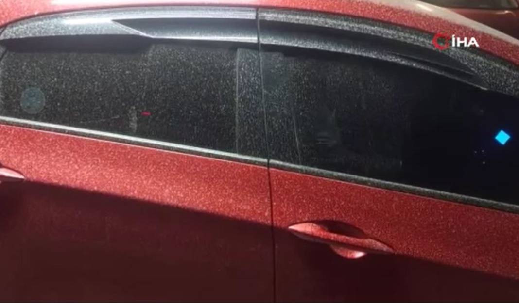 Tekirdağ’ı etkisi altına aldı. Araçların üzerini kapladı - Resim: 3