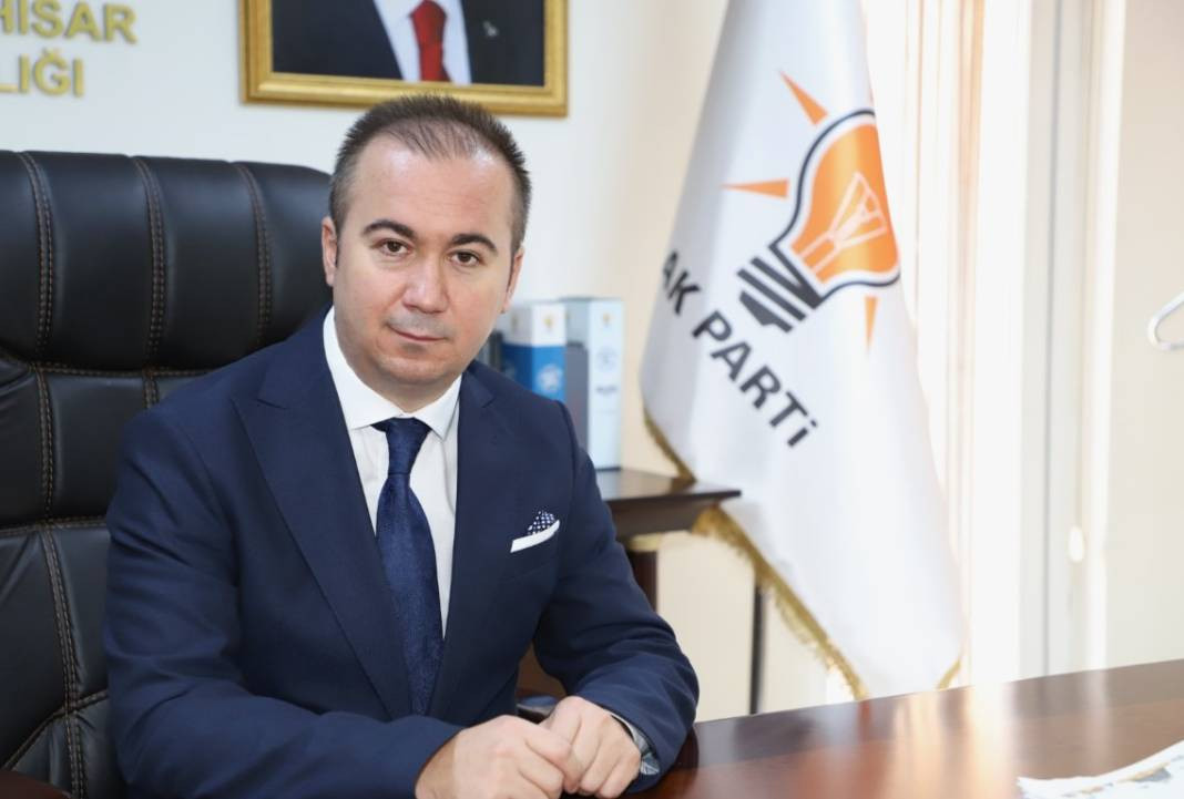 Hüseyin Ceylan Uluçay kimdir? - Resim: 4