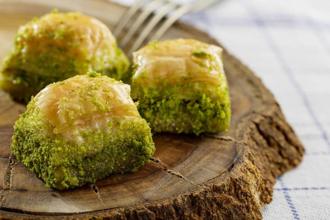 Sahte baklava nasıl anlaşılır? Bayram öncesi tatlı alırken dikkat! Tatiliniz zehir olmasın - Resim: 13
