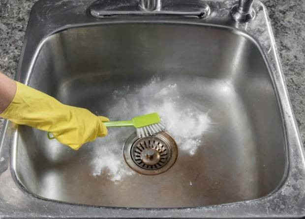 Sadece 2 malzemeyle tıkalı lavaboları açın - Resim: 6