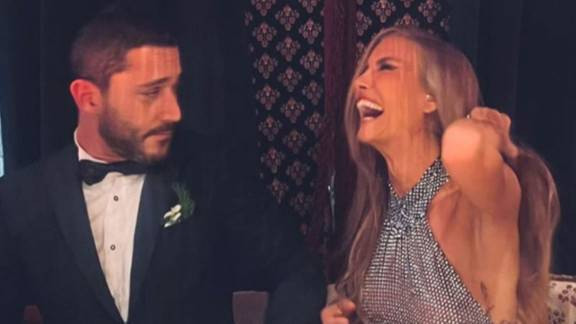 Çağla Şıkel’in lüks villası parmak ısırttı. 9 odalı saray yavrusu evi var - Resim: 2