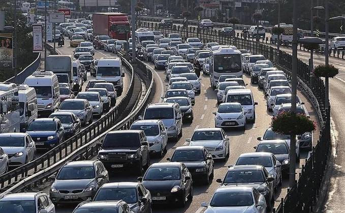 Trafikte bunu yapan yandı: Cezası 6 bin 440 lira - Resim: 1