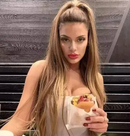 İşte Benim Stilim'den Yağmur Taktaş ABD'de esrarengiz şekilde ölmüştü. Sevgilisi kimse beğenmesin diye kaşlarını ve saçını kazıttı - Resim: 3