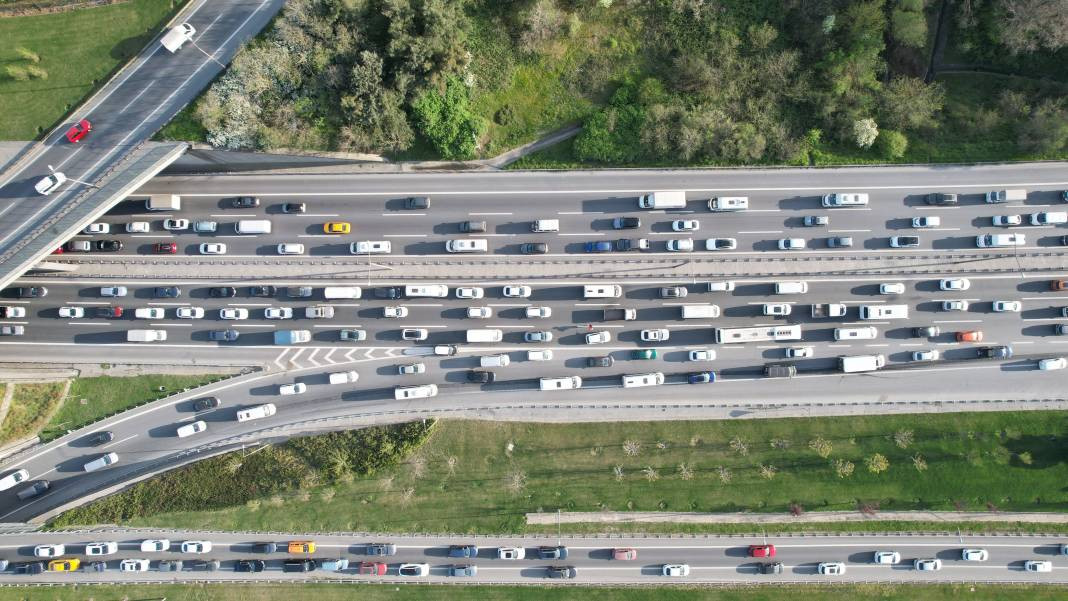 İstanbullu firarda. Yakıta zam geldiğinden haberleri yok - Resim: 2