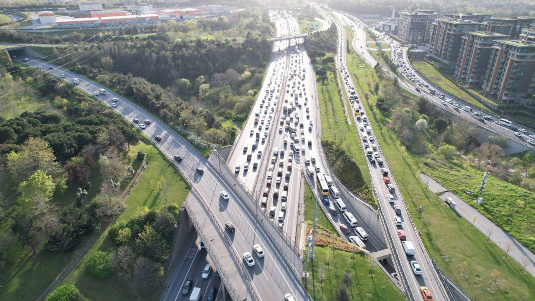İstanbullu firarda. Yakıta zam geldiğinden haberleri yok - Resim: 3