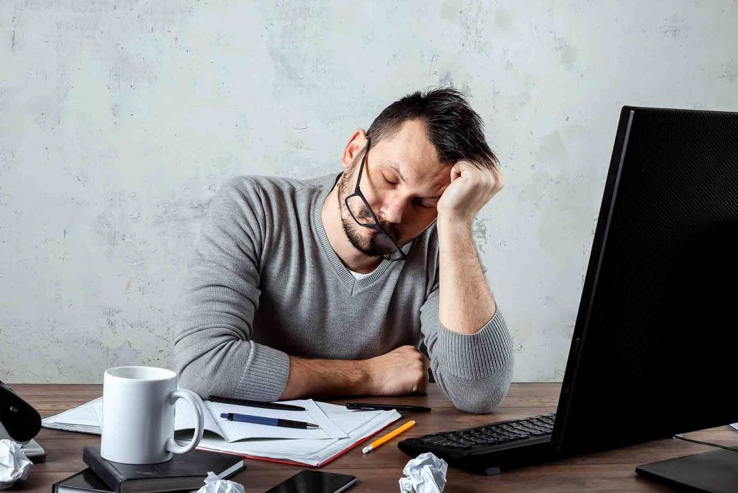 Enerjinizi artırmak için ne yapmalısınız? Bütün gün uyukluyor ve yorgun mu hissediyorsunuz? - Resim: 2