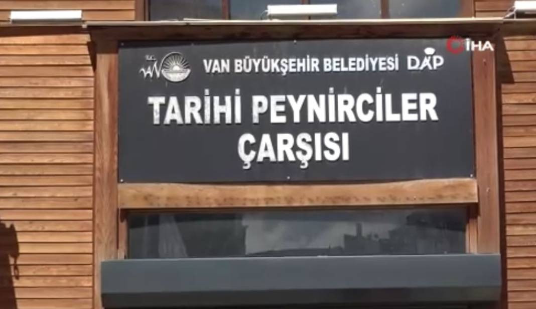 Sofraların vazgeçilmezi 200 TL'den satışta! Dağlardan toplanan bitkilerden yapılıyor - Resim: 1