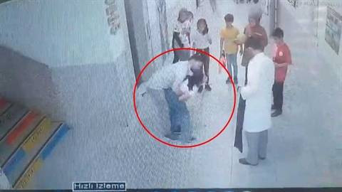Öğrencisinin hayatını Heimlich manevrasıyla kurtardı - Resim: 12