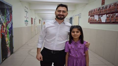 Öğrencisinin hayatını Heimlich manevrasıyla kurtardı - Resim: 4