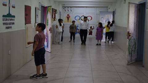 Öğrencisinin hayatını Heimlich manevrasıyla kurtardı - Resim: 8