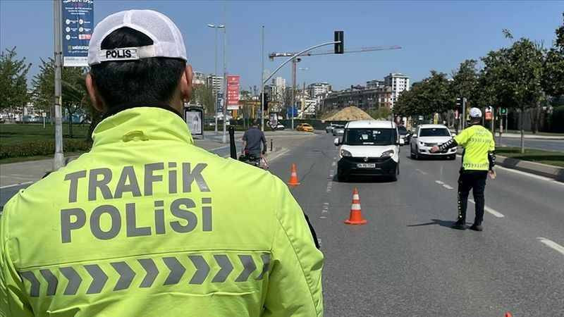 Trafik cezaları yağmur oldu yağdı. 4 ayda 5 milyon 182 bin ceza kesildi - Resim: 8
