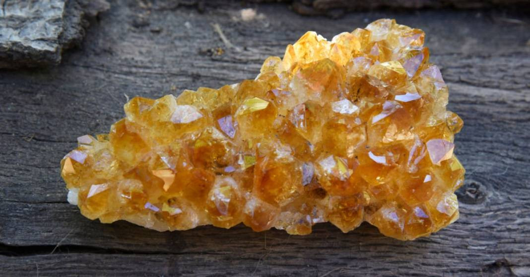 Bu taşı takan paraya para demiyor - Resim: 6