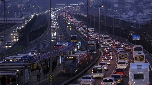 İstanbul'da yarın dışarı çıkacaklar dikkat! - Resim: 10