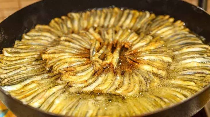 Boğazınıza balık kılçığı kaçarsa sakın bunları yapmayın - Resim: 3