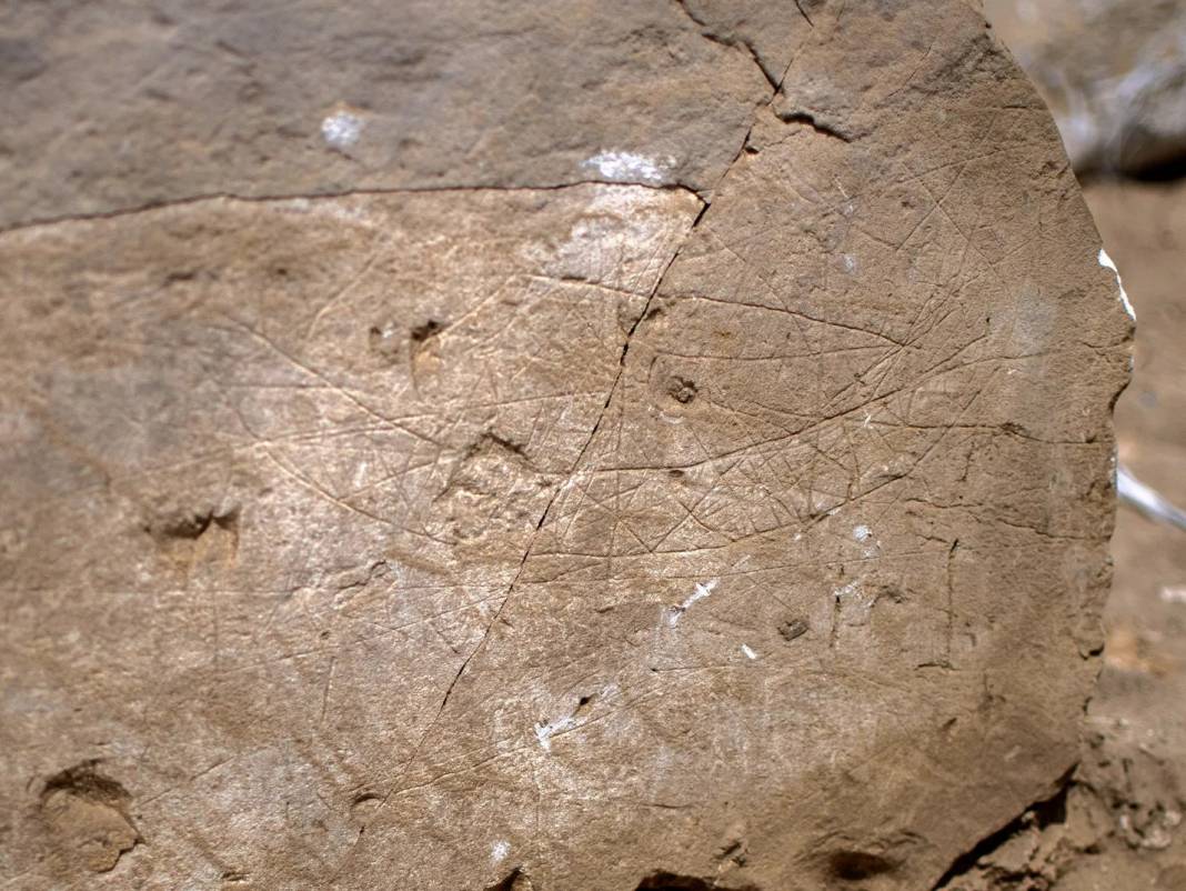 1500 yıllık gizemli işaretler keşfedildi. Arkeologlar bile inanamadı - Resim: 5