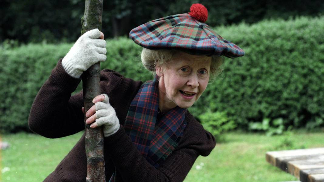 Emmy ödüllü oyuncu hayatını kaybetti - Resim: 1