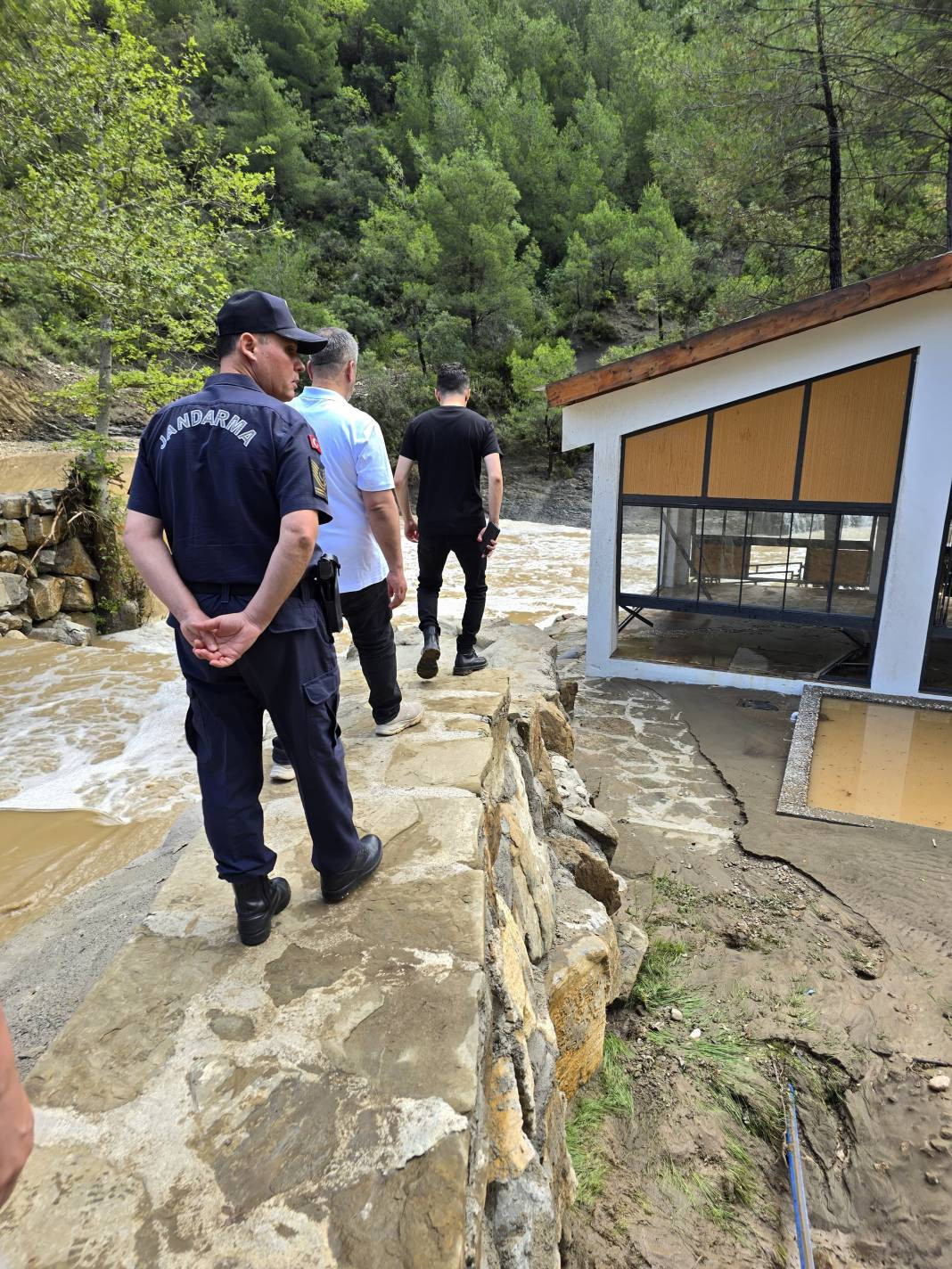 Burası Florida değil Adana. Saniye saniye görüntülendi - Resim: 6