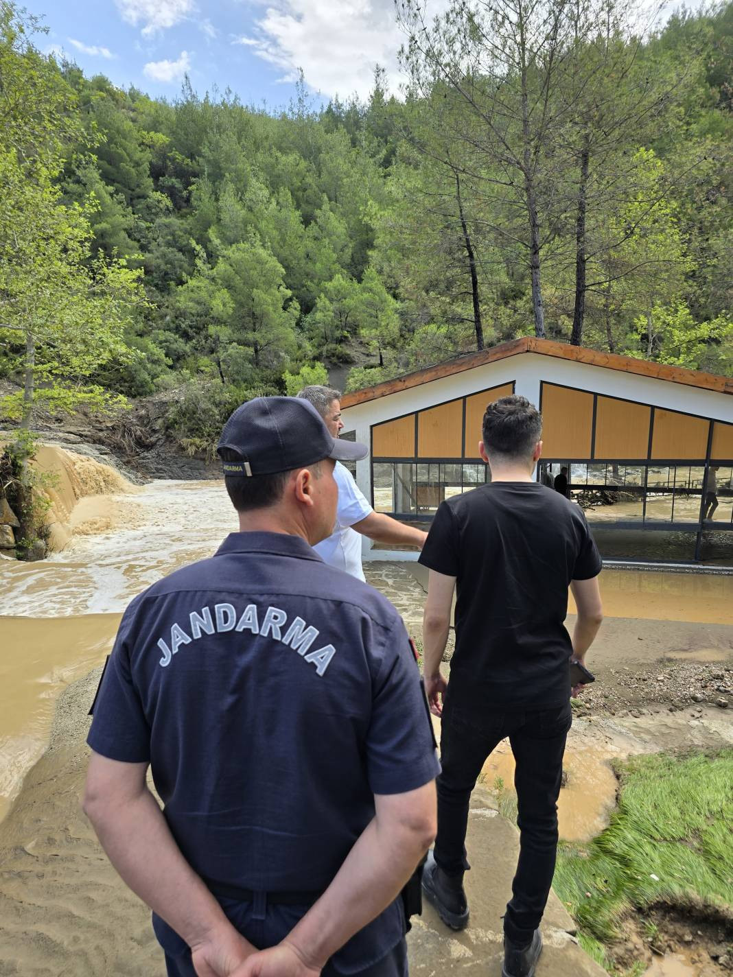 Burası Florida değil Adana. Saniye saniye görüntülendi - Resim: 7